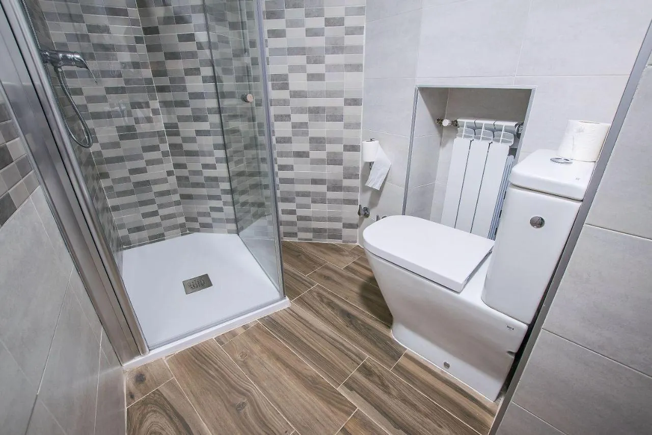 Ibericabeds Plaza Nueva Suite 21 Granada Apartment